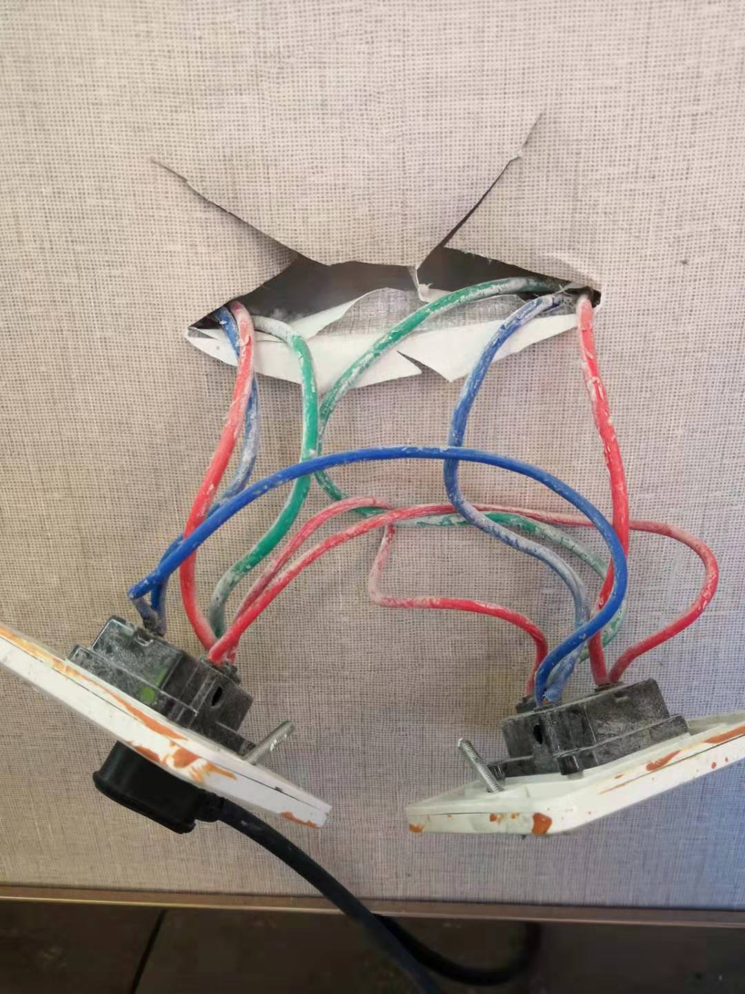 开关插座装修设计话题,室内设计开关插座如何布置