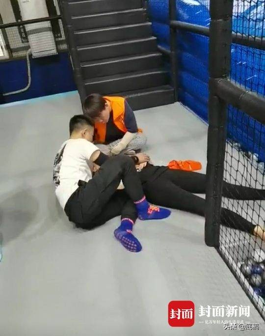 女研究生蹦床摔成完全性截瘫后续,90后女研究生蹦床摔成瘫痪