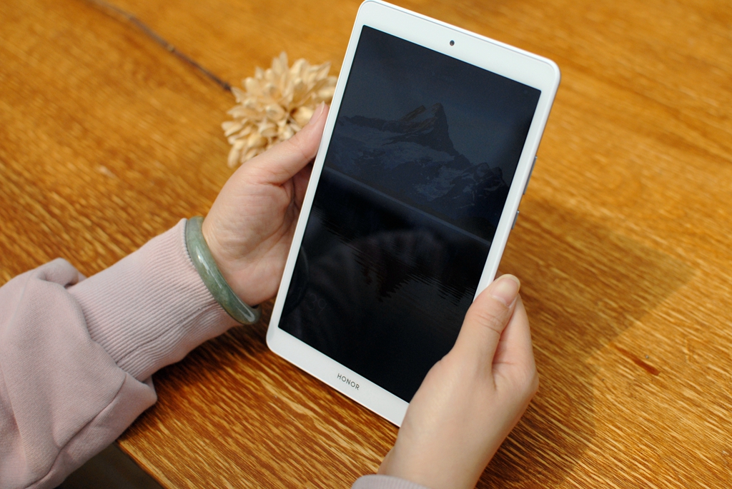 平板荣耀平板5,9成新荣耀平板5