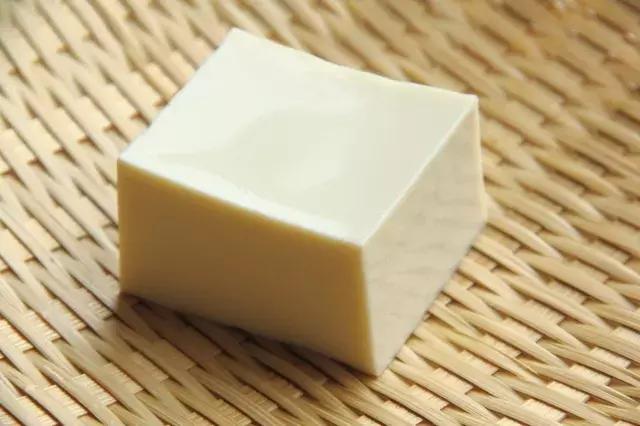 日本豆腐不是豆腐为啥叫豆腐 (日本豆腐跟普通豆腐有什么区别)