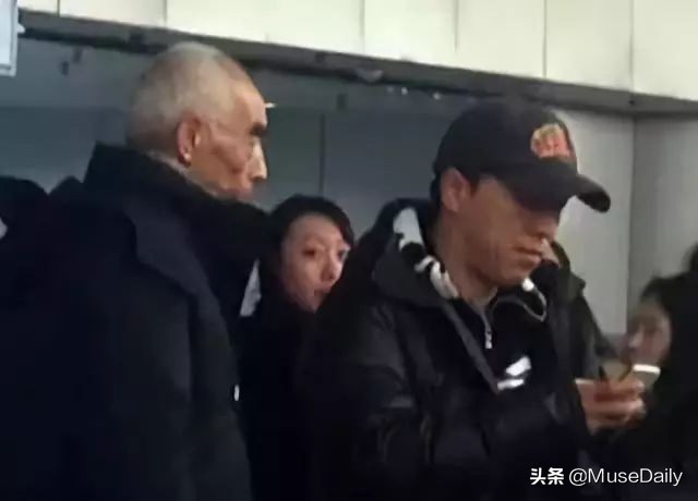 让无数人泪目！15岁女儿与72岁老爸的约定：我的婚礼你一定要来