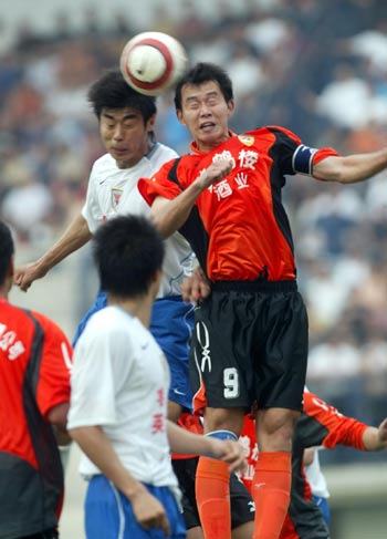 2006年的鲁能联赛回顾,重温鲁能2010夺冠