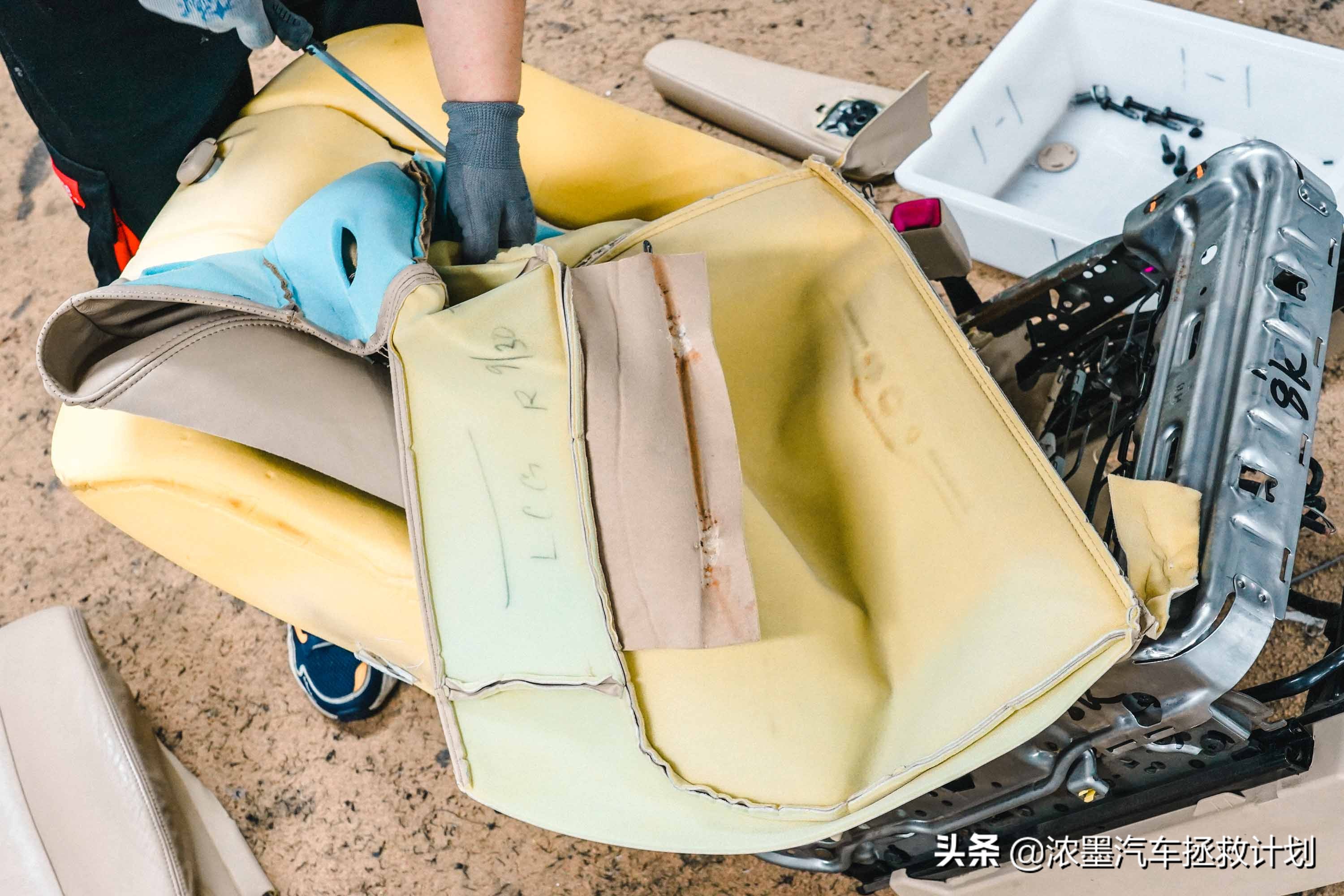 一代经典丰田普瑞维亚,丰田普瑞维亚依然经典