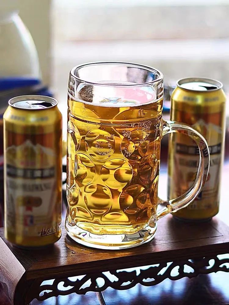 用土养花浇水土变硬了怎样松土,养花的土质为什么浇水会变硬