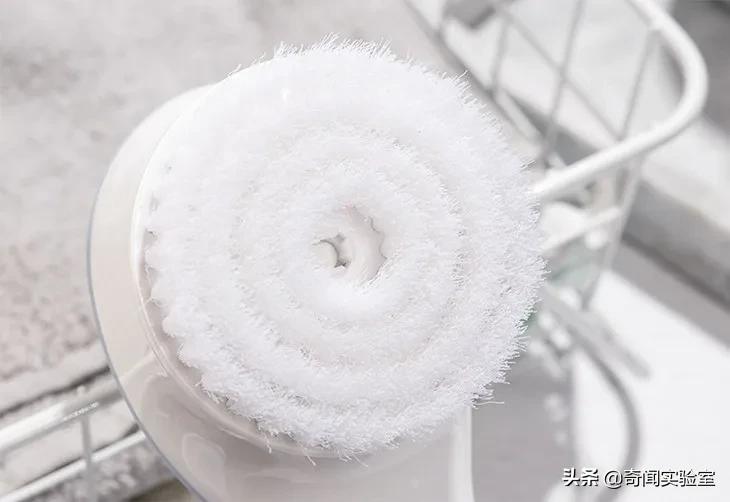 自己搓澡搓不到后背怎么办,洗澡怎样才能搓干净后背