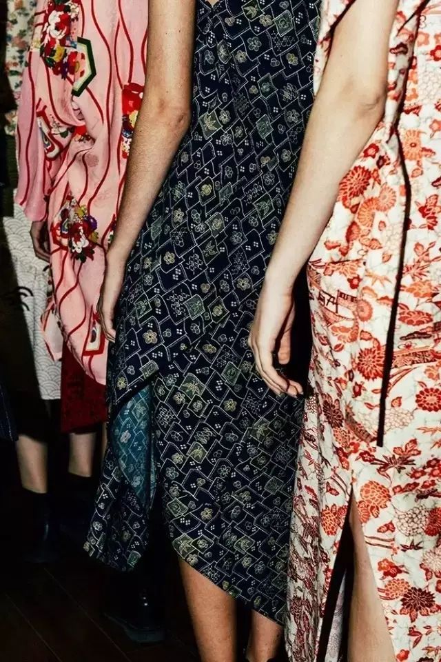 中国人只会跟风买名牌？80后女孩用旧衣改造成潮牌，燃炸上海滩