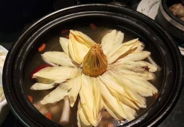 一家菜单全是牛肉的火锅店,一家店菜单