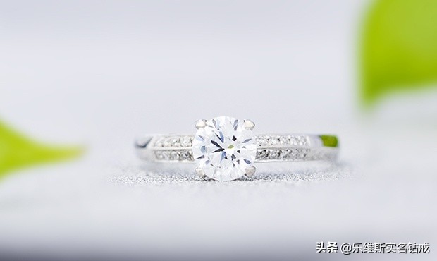 au750钻戒是真的钻戒吗,钻戒材料的金750和18k有什么区别