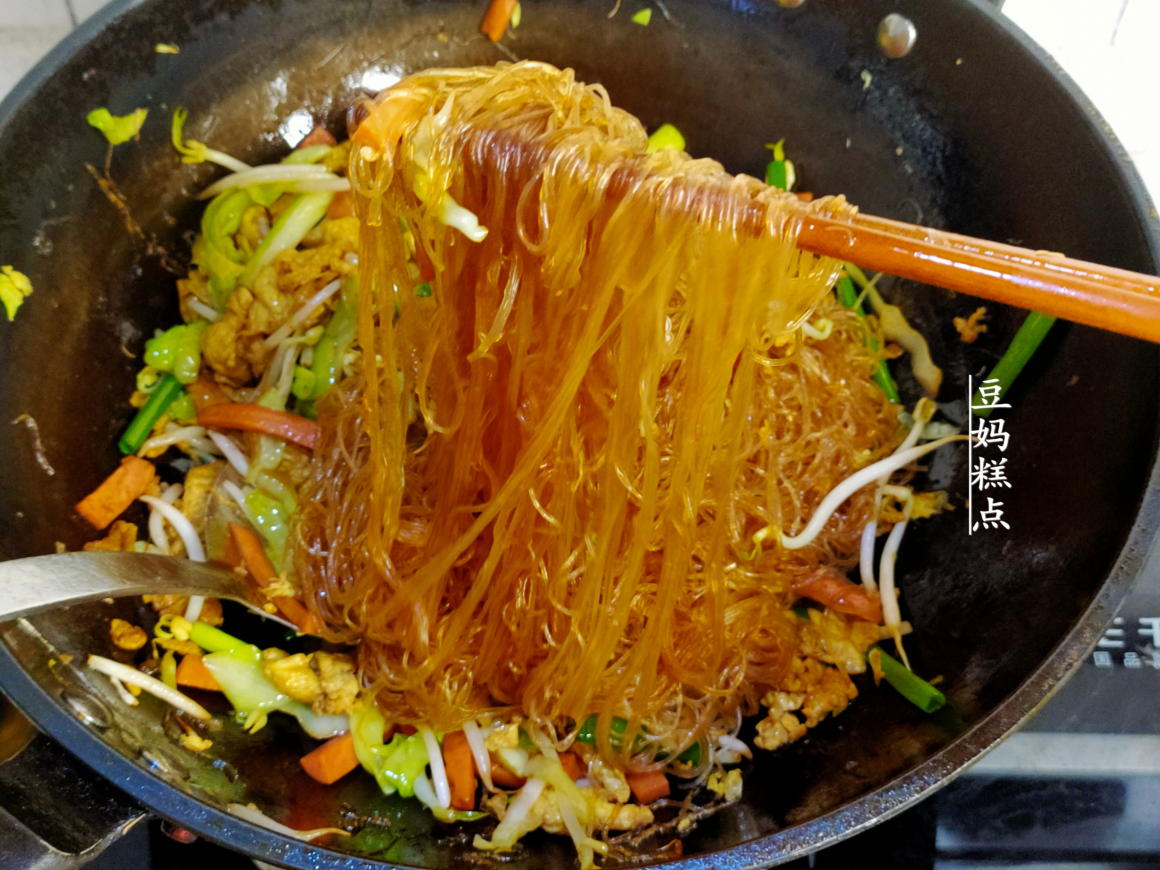 炒米粉原来还能这么好吃长见识了,炒米粉怎么做有大排档的味道