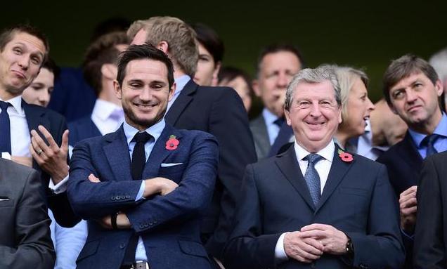 英超球队胸前小红花,英超球衣胸前广告