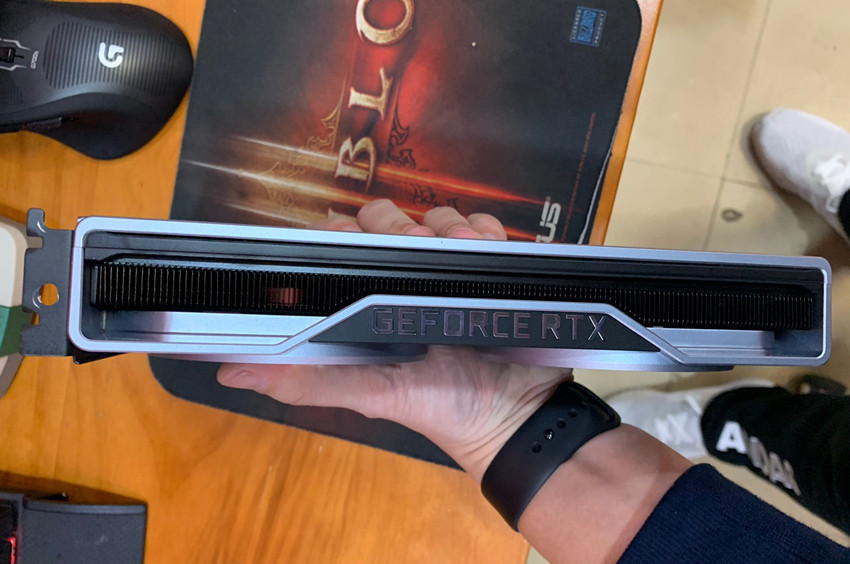 为信仰充值,3700元的英伟达RTX2070显卡开箱体验!