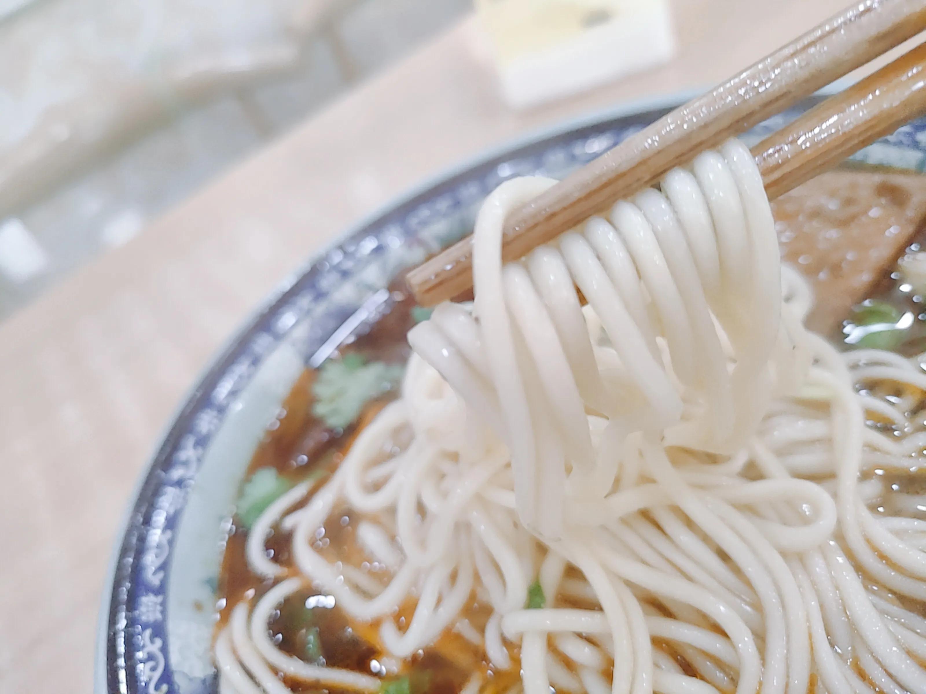 史河路与潜山路交叉口面馆,史河路牛气冲天面馆