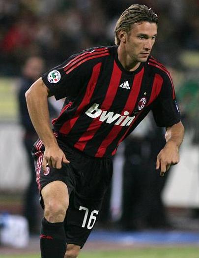 历史前50足坛巨星排名有没有伊布,足坛最帅伊布