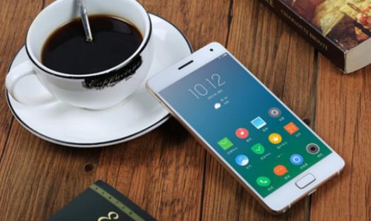 手机卡顿发热闪退是怎么回事,oppo手机卡顿反应慢发热