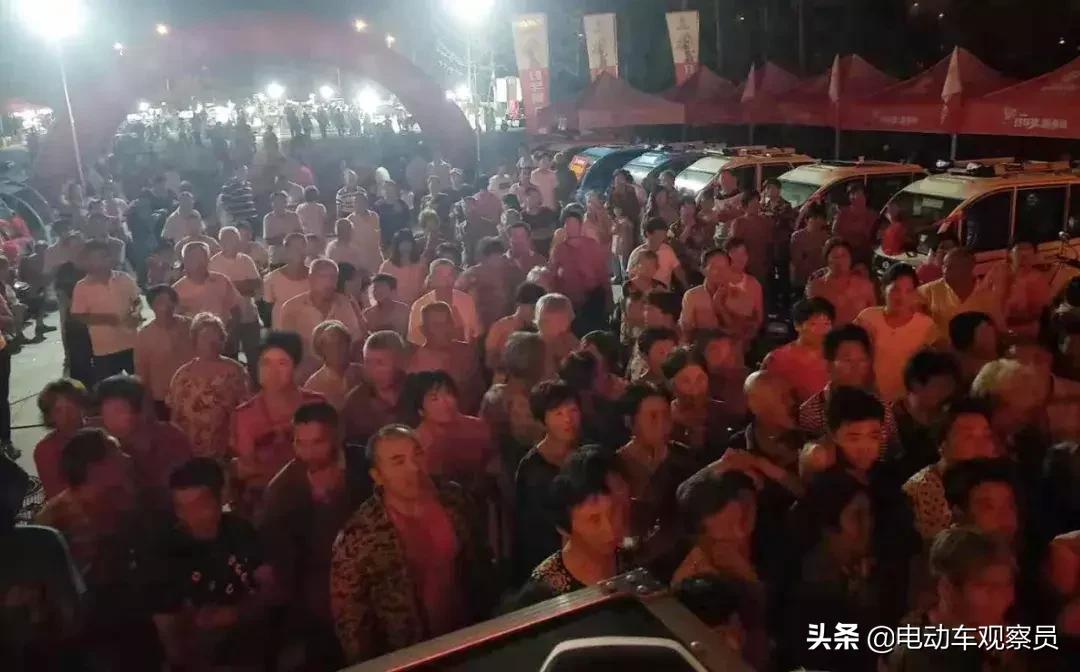 包场火车站，淮海车辆强势霸屏双节热销头条