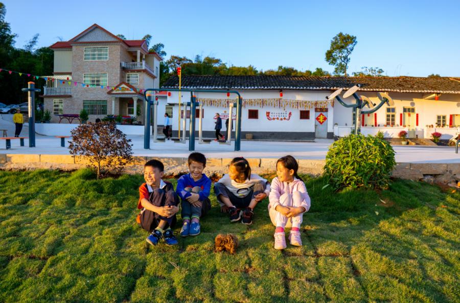 楹﹀厓鎽勫奖,楹﹀厓瑙嗛