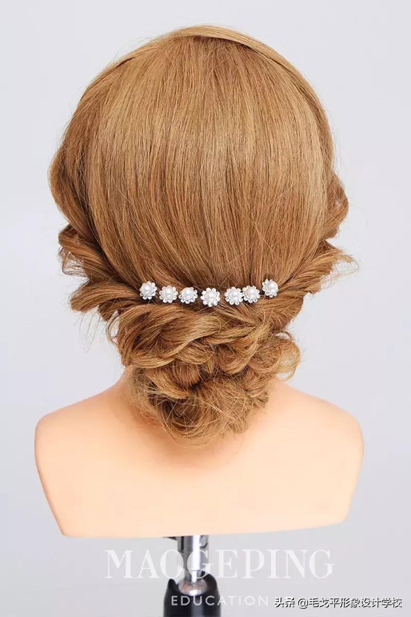 30秒打造优雅气质盘发,高级又气质的盘发教程来了