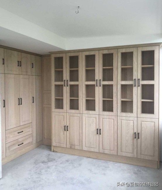 装修一般用什么实木板材好,家里装修用木饰面板好吗