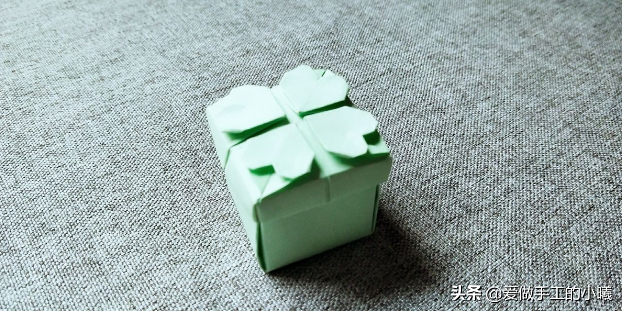 幸运草的盒子折纸教程,装四叶草盒子简单折纸