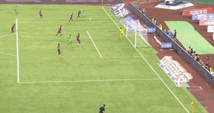 来开心一下,国足让人喷饭的爆笑gif