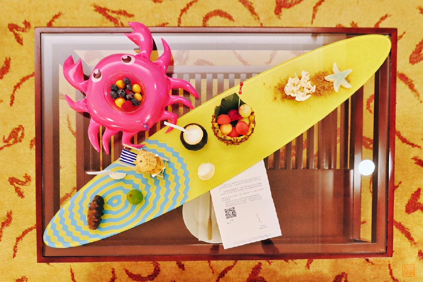 不能飞去巴黎伦敦，不如到大连喂鸽子，赏海景吃海鲜