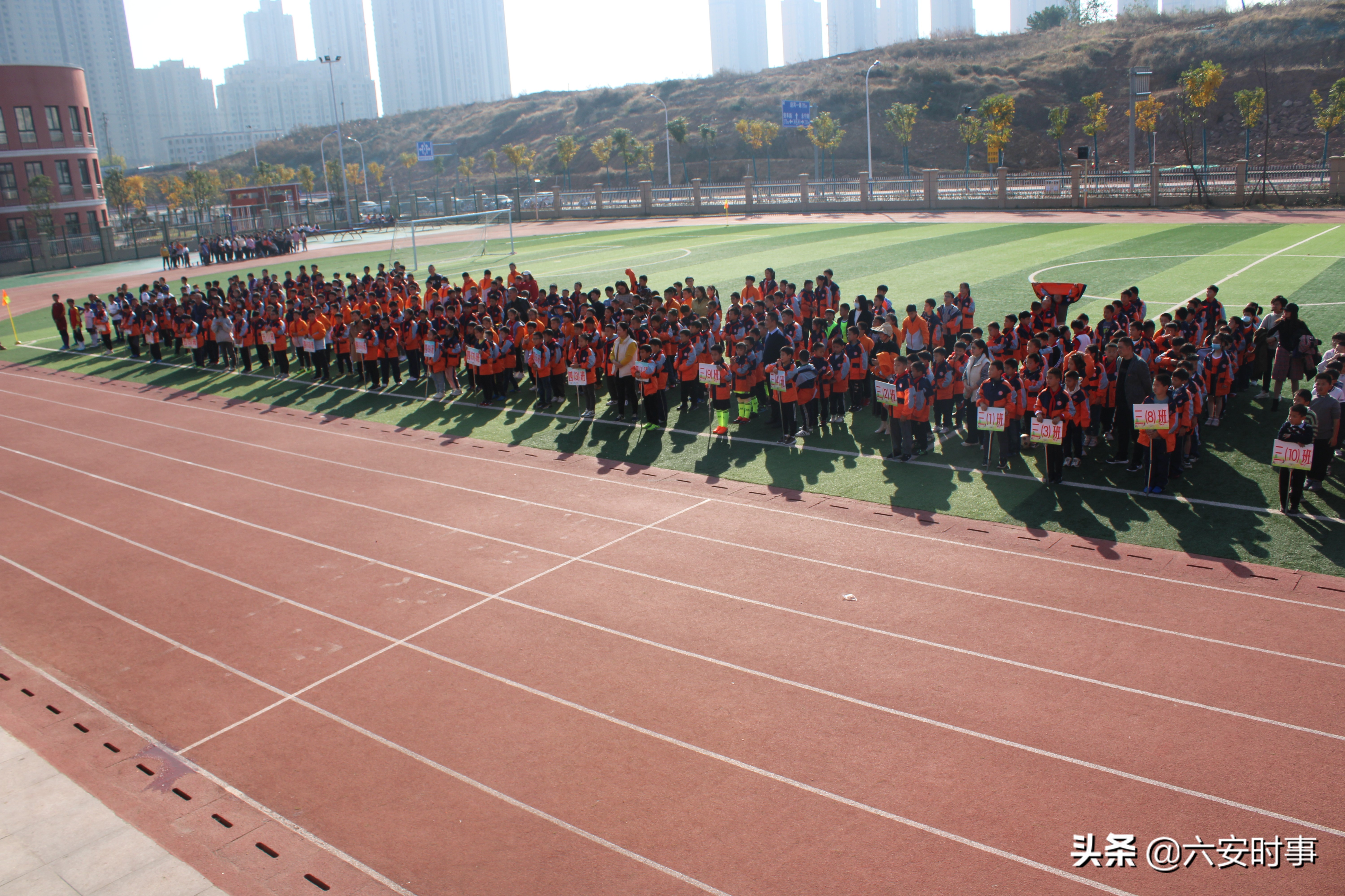 全市中小学生校园足球赛开赛,小学足球联赛校长杯开幕式