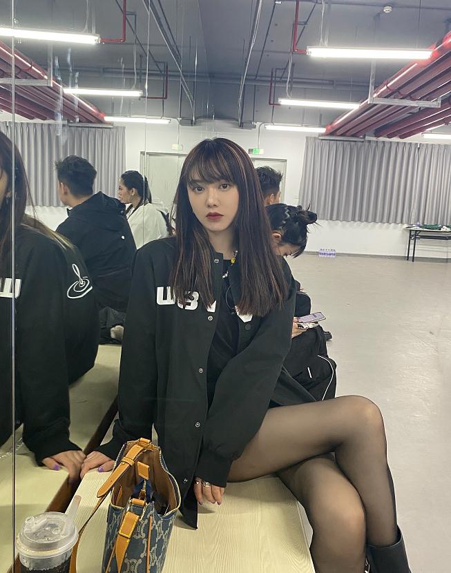 她是中国体坛最美台球女神,她是中国最美篮球主持人