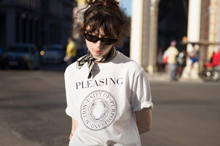 超实用的4个t恤挑选技巧,最简单t恤