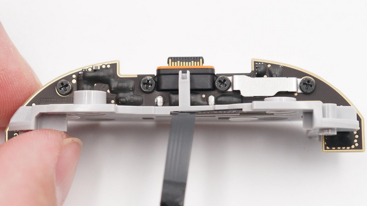 airpodspro和beatsstudiobuds到底谁好,beatsstudiobuds对比airpods第三代