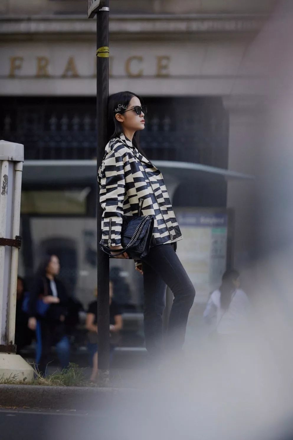 外套那么多，今年我还是选皮衣