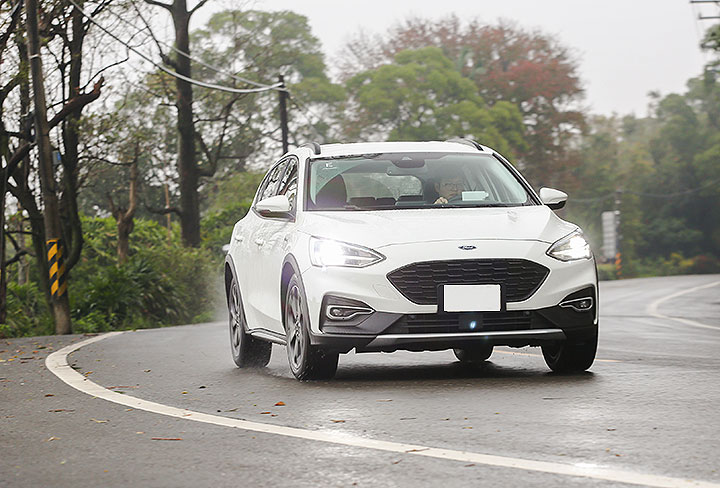 越野套件和公路套件,福克斯activeecoboost180