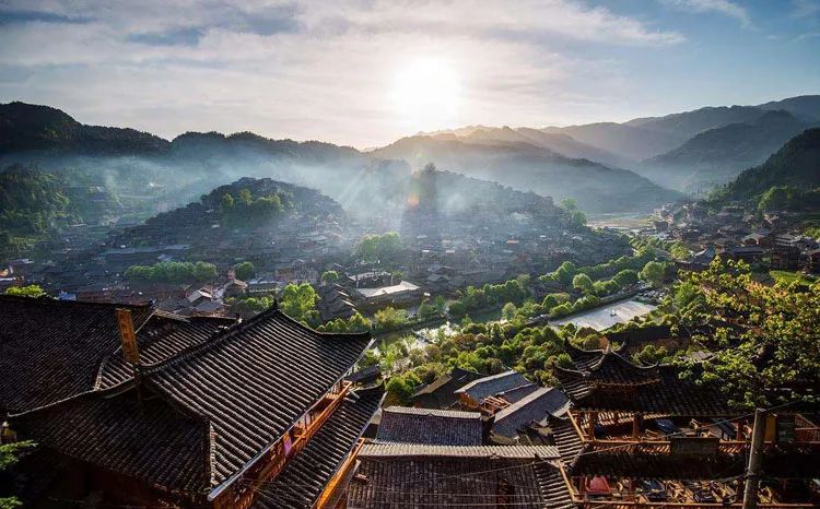 怎么可以使照片的各个色彩更鲜艳,让照片局部色彩艳丽又不失真