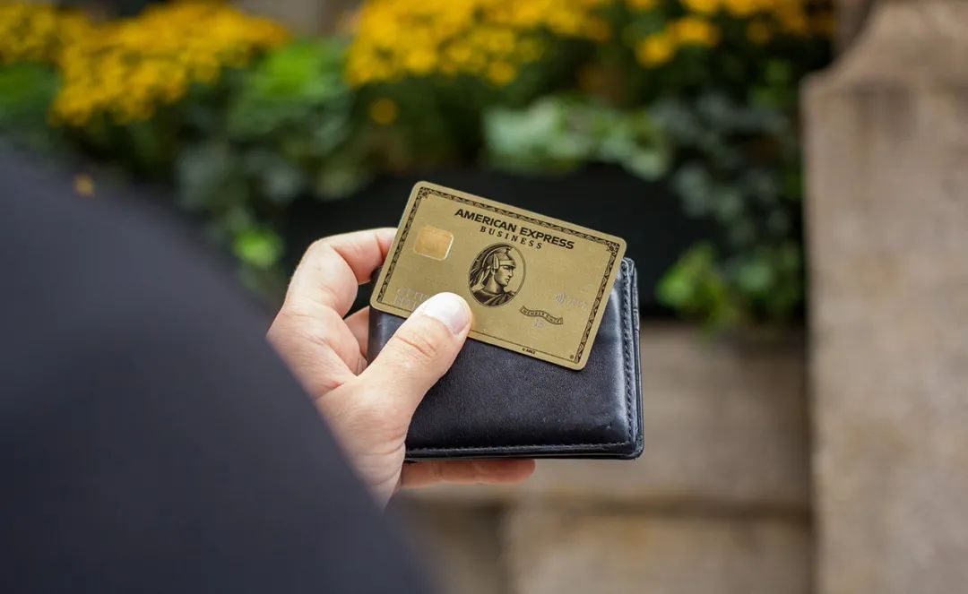 去美国办什么信用卡比较划算,在美国怎么办理信用卡