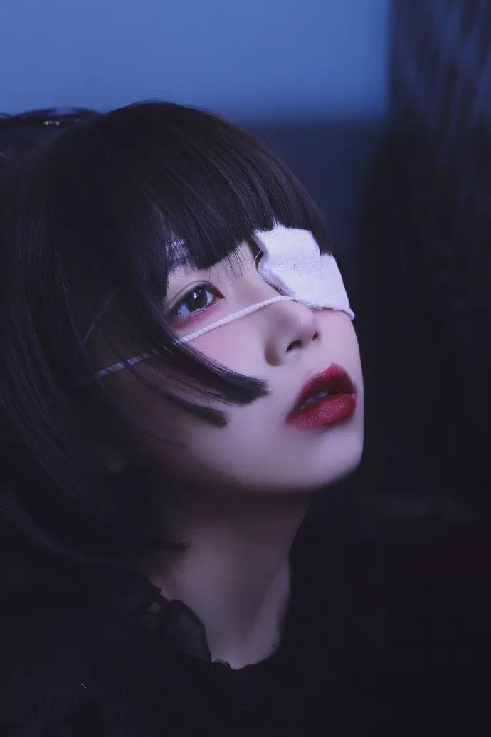 我是一条爱游泳的小金鱼,我是一条不会游泳的鱼