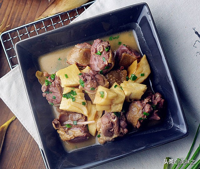 冬笋的家常做法简单清炒,冬笋最好吃的十种做法冬笋炒香菇