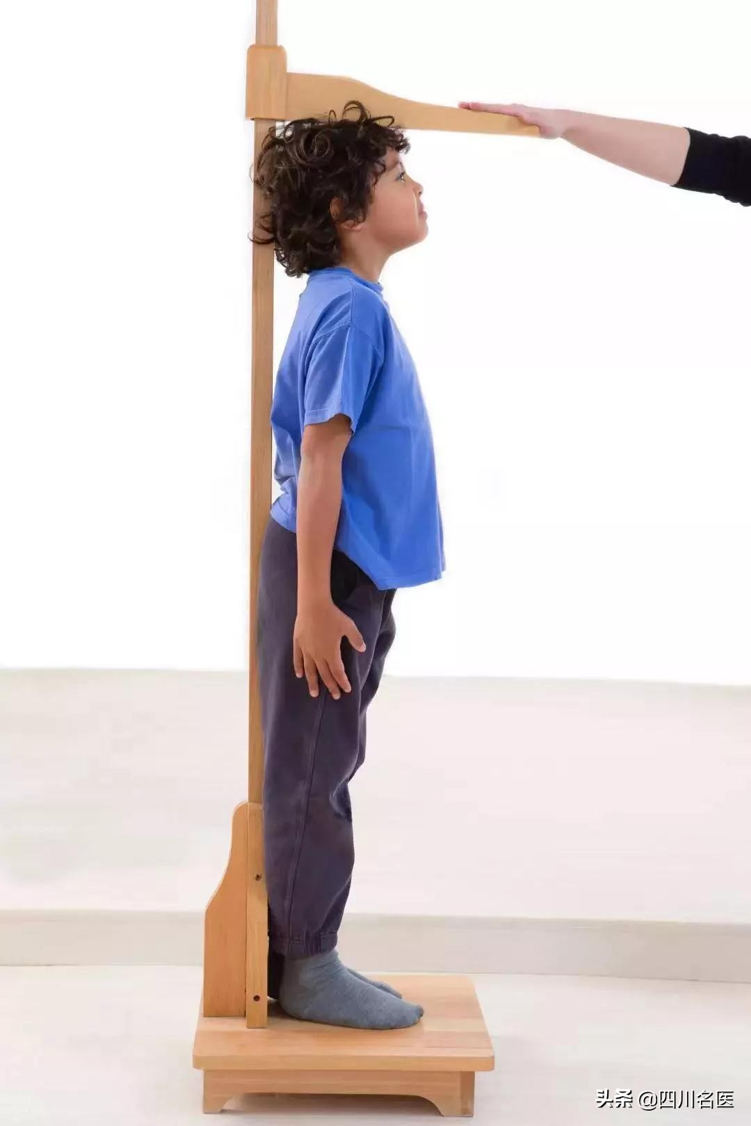 春天到了把握孩子长个的黄金期,春天也是孩子长个儿的季节