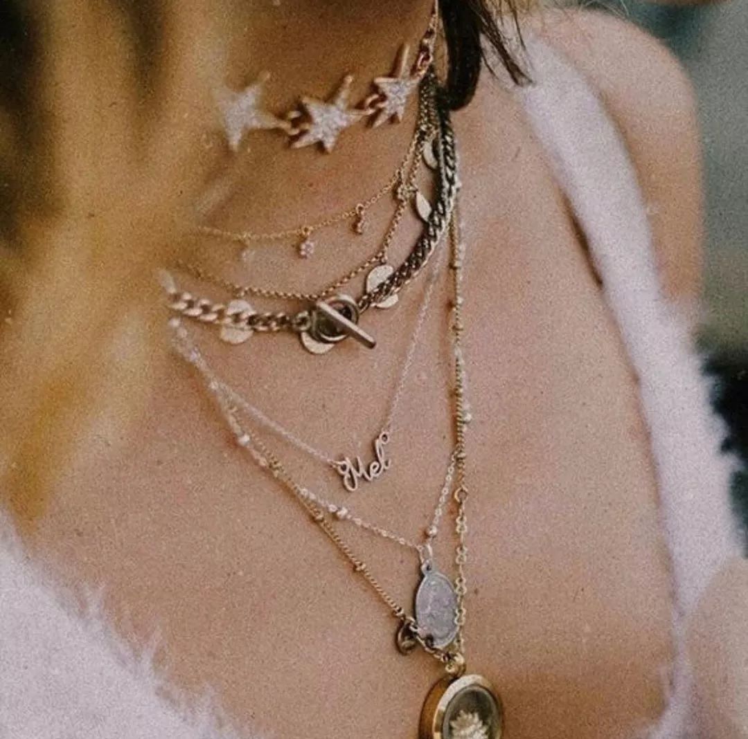 婚纱搭出时髦感｜不到百元的6件单品，手把手教给你