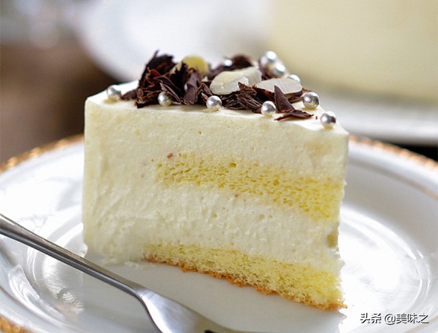 慕斯围边8寸慕斯蛋糕配方步骤,慕斯蛋糕做法六寸