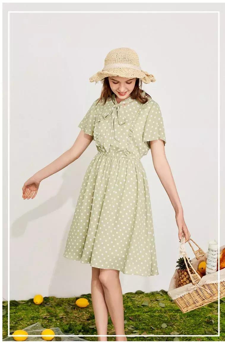 159的女生微胖显矮怎么锻炼体型,矮微胖120-140斤穿衣搭配女秋季