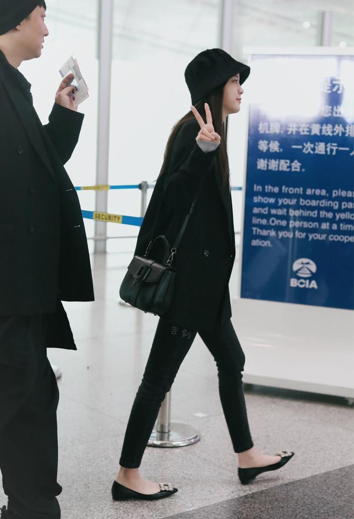 平底鞋怎么穿比较好看,平底鞋的正确打法