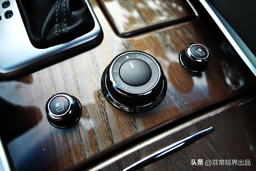 货车上的污渍用什么清洗,货车装饰脏了用什么洗