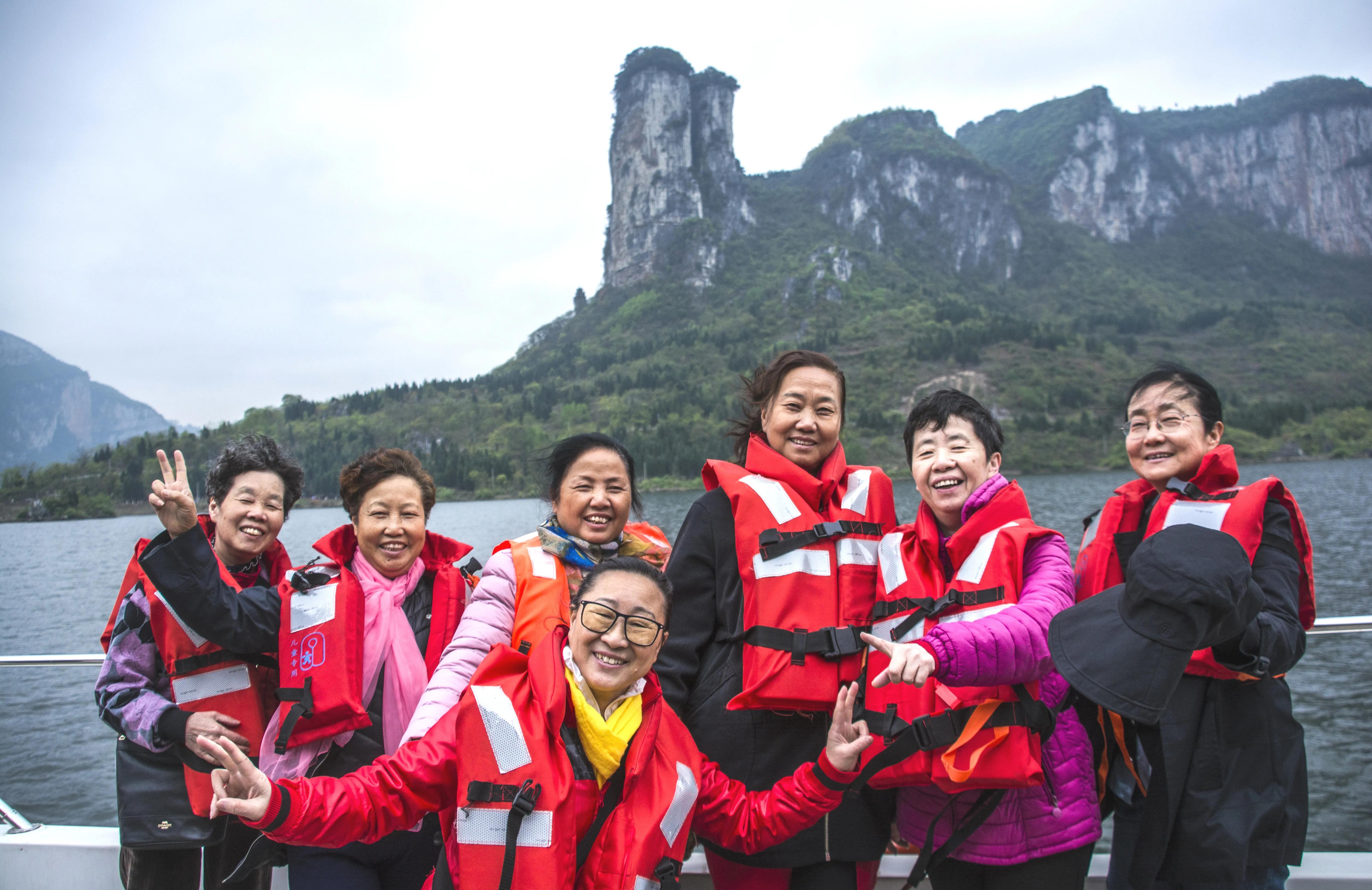 贵州大学1984级管科系同学欢聚毕节录