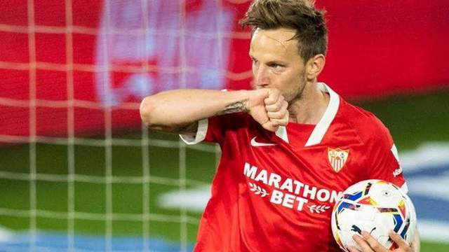 平地一声惊雷起,捷克在历届欧洲杯的成绩