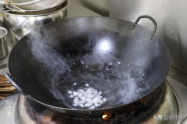 教你几个技巧蛋炒饭的做法,米饭冷藏做蛋炒饭粒粒分明