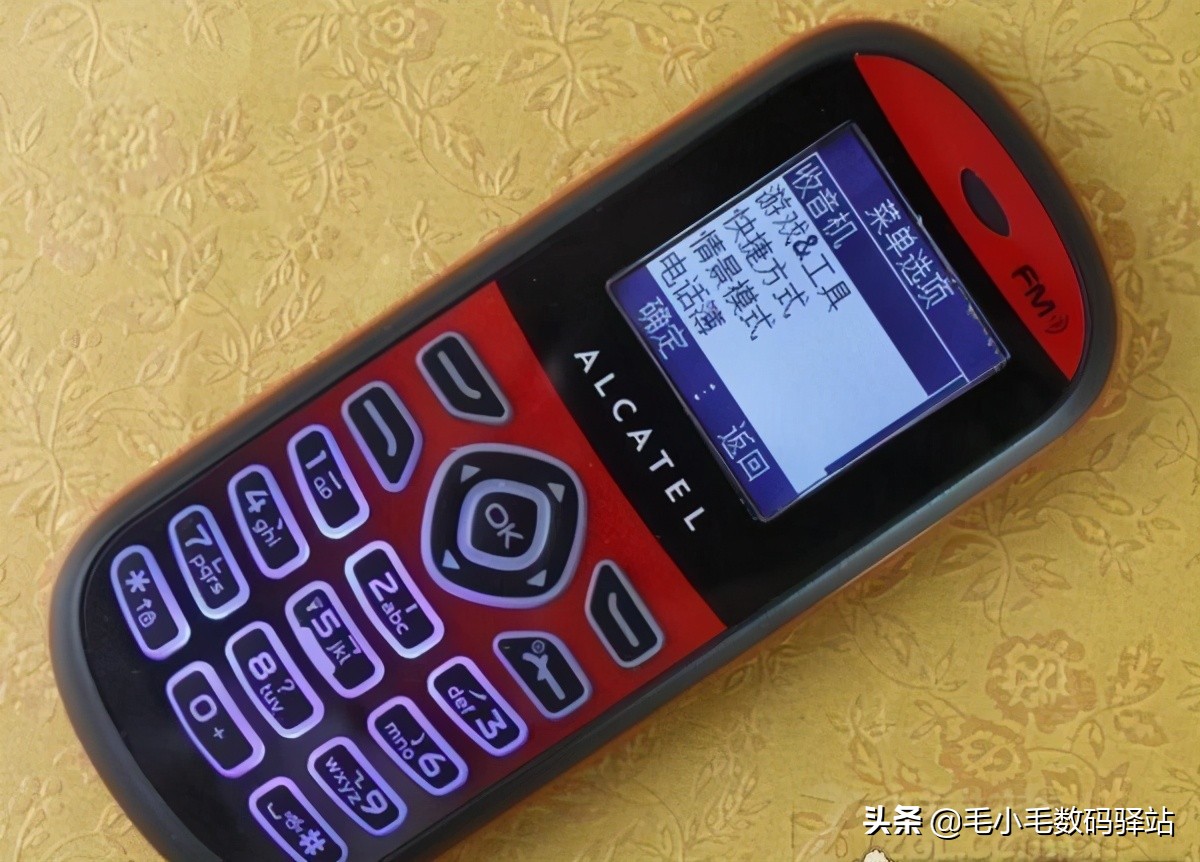 让人惊叹的四部手机,猎奇智能手机推荐