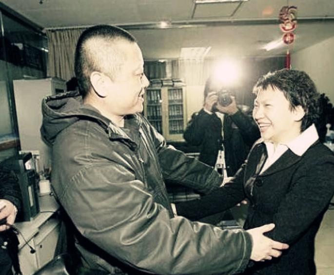 她原名叫王蒙蒙，王朔帮她进入娱乐圈，与刘涛、杨紫合作很愉快