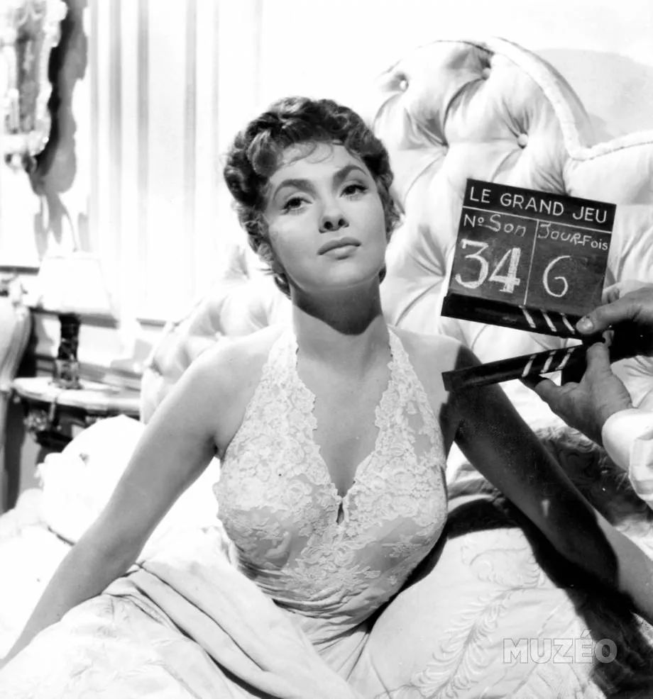 意大利名模惊艳的图片,纪录影视