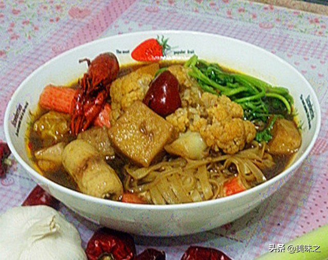 麻辣烫好吃的自制菜品,在家轻松做出健康美味的麻辣烫