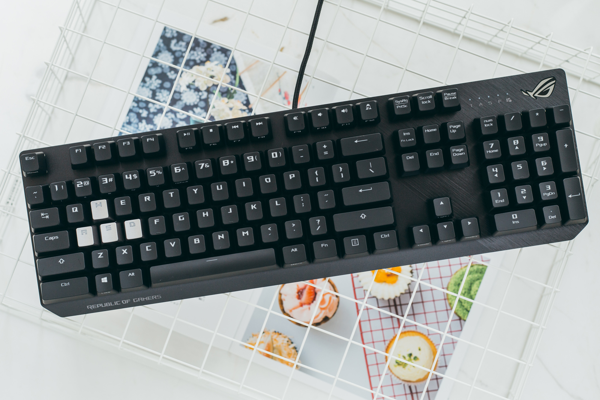 键帽推荐高颜值搭配透明键盘,机械键盘键帽推荐大全套