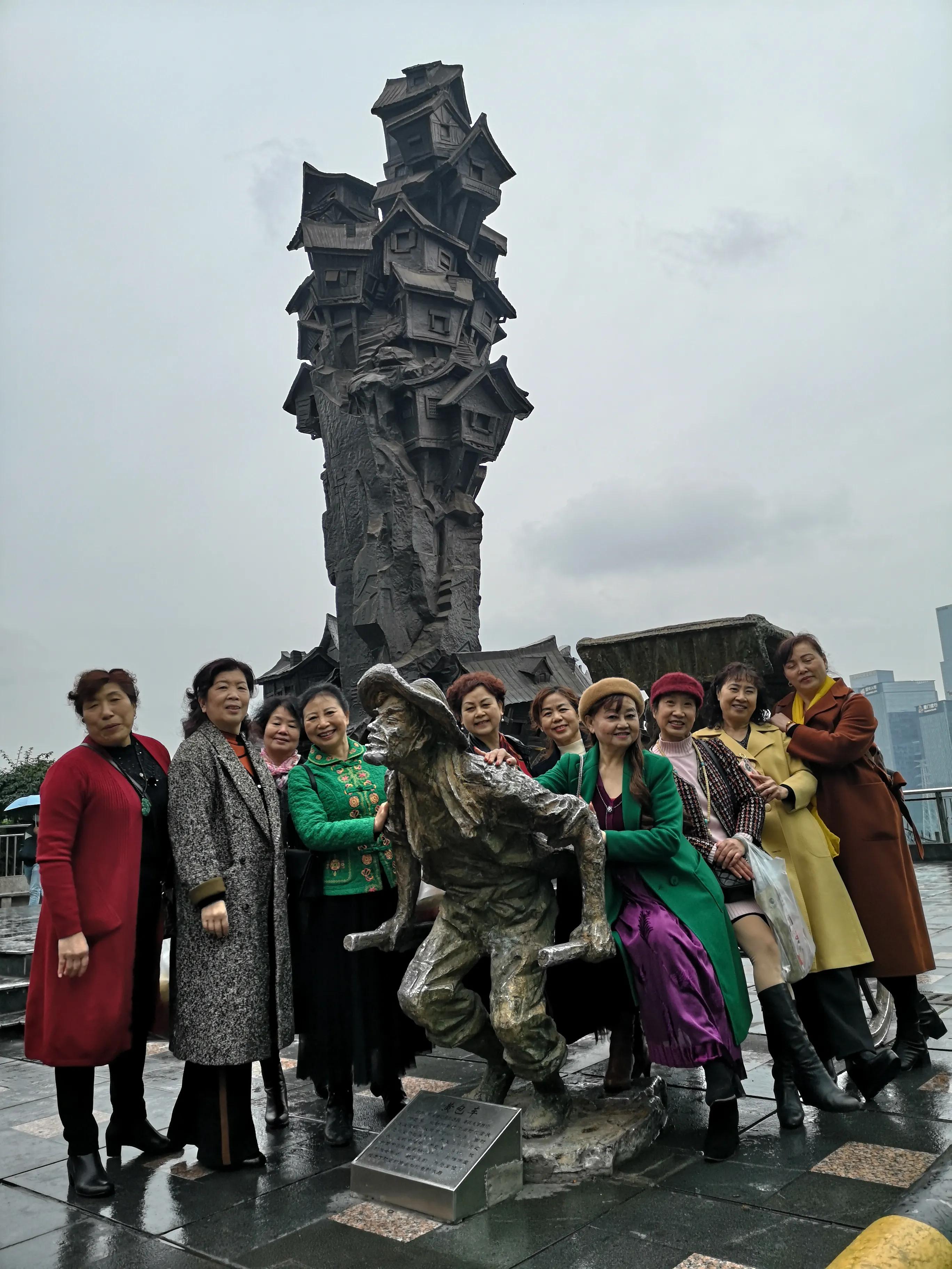 春游和姐妹踏青,春游踏青姐妹拍照